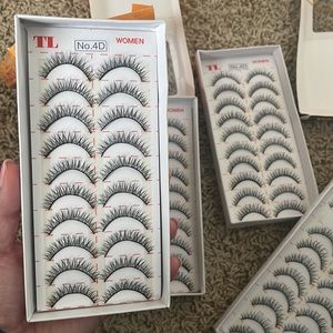 COPY - 💥2 boxes of 4D false eyelashes 💥